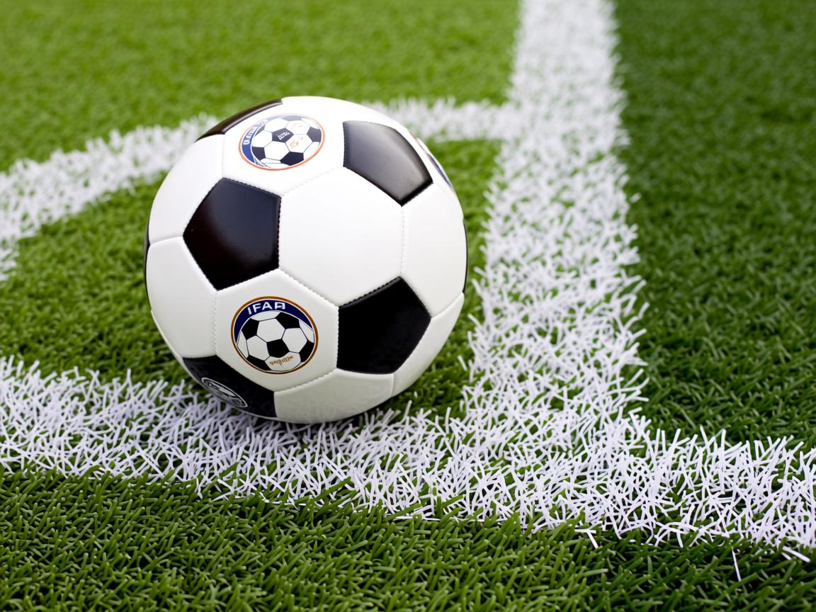 爱游戏-五大联赛是否普遍使用三中卫阵型应对高压对抗，五大联赛保持不败